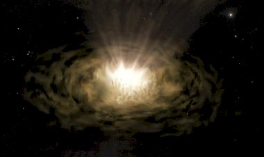 Чем светят ядра галактик