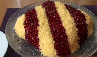 ПРОСТОЙ САЛАТ С ОРИГИНАЛЬНОЙ ПОДАЧЕЙ