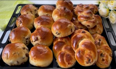 Выпечка на Пасху. Булочки с изюмом