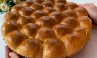 Как приготовить булки с изюмом и творогом?