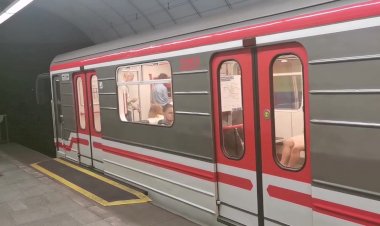 Номерной 81-71M поезд