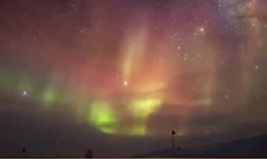 Откуда берутся полярные сияния?