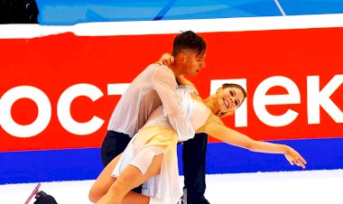 Выступления спортивных пар на 2-м этапе Гран-при России по фигурному катанию