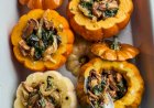 Мини-тыквы, фаршированные луком и грибами