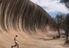 Cкала Каменная волна в Австралии высотой 10 и длиной 110 метров