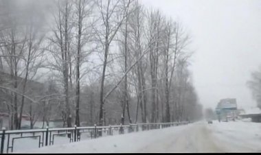 Бесконечный снег - исполняет  Аверьянов Сергей