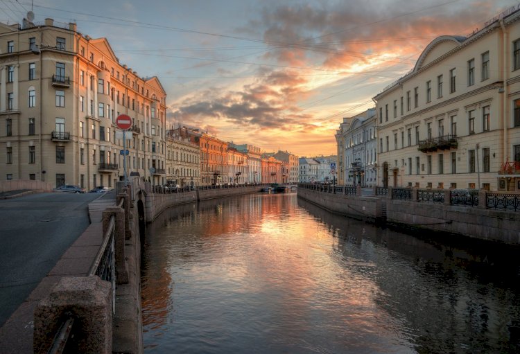 Почему Петербург в сущности — обычный город, а мнения о его исключительности относятся лишь к архитектуре