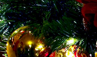 "Новогодние игрушки"