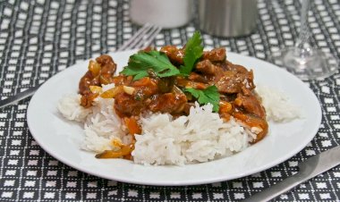 Что нужно добавлять при варке риса и почему диетологи отговаривают есть белый рис