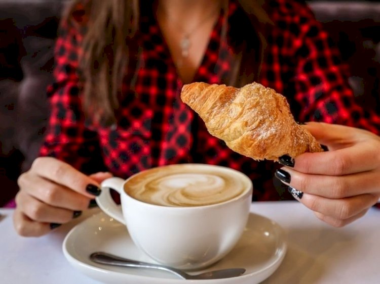 6 полезных и вкусных вариантов, заменяющих кофе