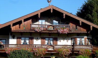 Жизнь в своём загородном доме.