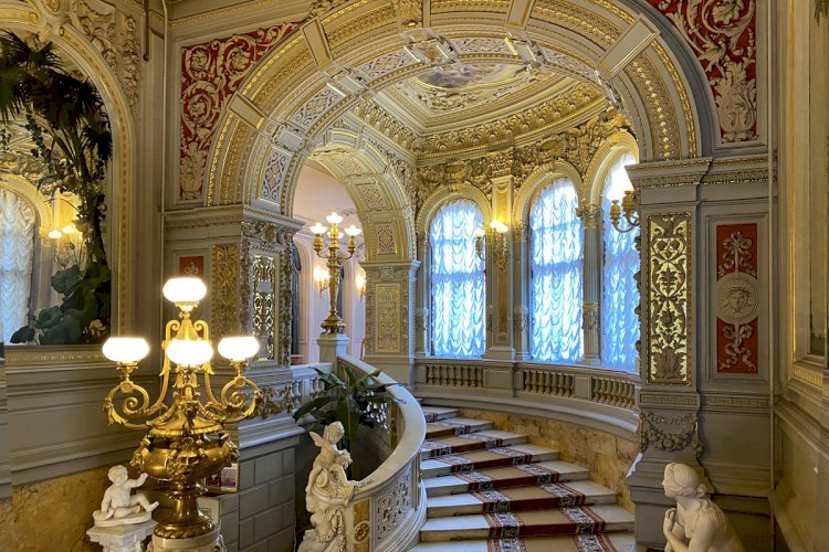 Экскурсия во дворец великого князя Владимира Александровича (Дом ученых)