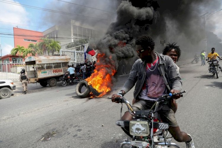 В столице Гаити правят банды. Некоторые говорят, что они готовы свергнуть и правительство