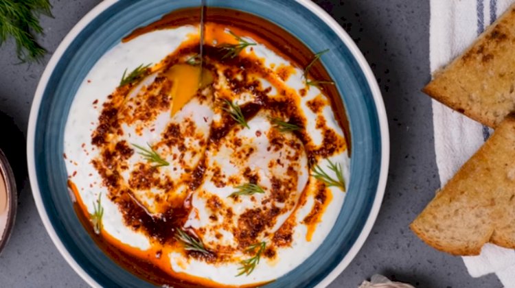 Яйца-пашот по-турецки, пошаговый рецепт