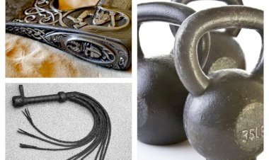 "Плетью по гирям и по топорам"