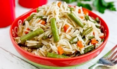 Сытный и полезный рецепт с рисом и стручковой фасолью