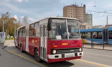 Легендарный автобус Икарус-280 в городе Кошице