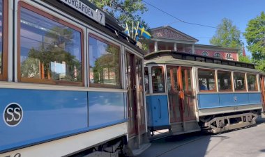 Ретро трамвай в Стокгольме, ему больше 100 лет!