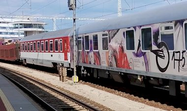 Перевозка Ретро Машин по железной дороге на Поезде