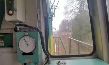 Задним ходом На тепловозе ЧМЭ3, вид из кабины машиниста