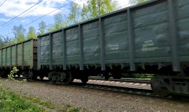 Порожняк на высокой скорости! ВЛ11-096/098Б с грузовым поездом