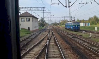 Еду на поезде из Петракова Трыбунальского