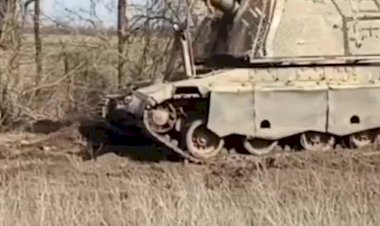 Гаубица с Русскими воинами на страже Родины