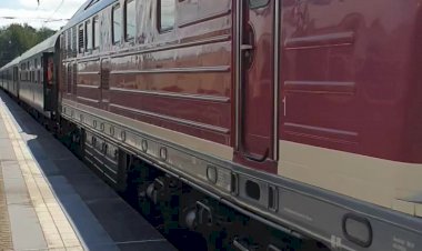 Тепловоз  ТЭ109 с Туристическим поездом