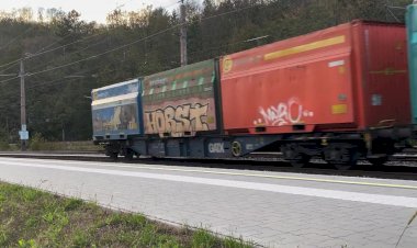 Двойная тяга, очень тяжёлый поезд