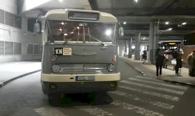 Ретро автобус ИКАРУС 66