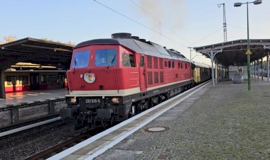 Берлин Ванзее, Тепловоз ТЭ109 с поездом отправляется в Веймар