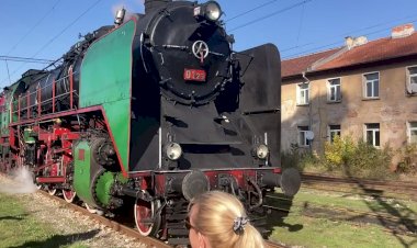 Отцепка паровоза от поезда