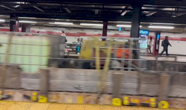 Ремонтный Поезд в Метро Нью-Йорка