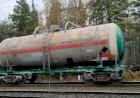 На разгон. Локомотив ВЛ11М-033/034А с грузовым поездом.