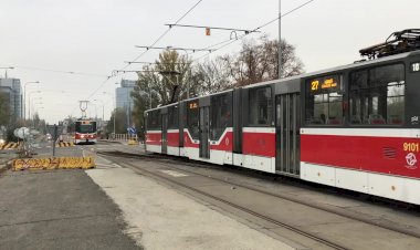 Разъезд Встречных Трамваев ТАТРА на Либенском Мосту в Праге