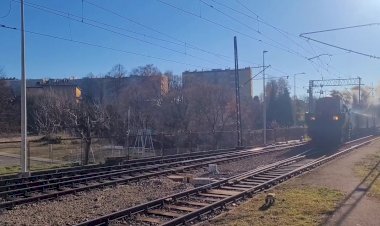 Паровоз "Фрау" с Двухосными Пассажирскими Ретро Вагонами