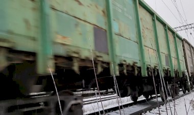 Электровоз ВЛ11-500 с Грузовым Поездом