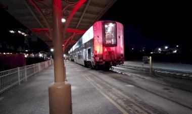 Двухэтажный Поезд Амтрак в США, Прицепка Вагонов