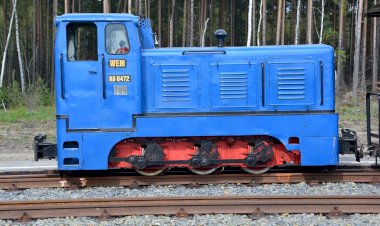 Узкоколейный Тепловоз V10-C