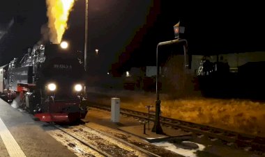 Отправление поезда под паровозной тягой Танк-паровоза