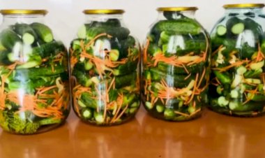 Маринованные огурцы с болгарским перцем и морковью на зиму. Вкусный рецепт маринованных огурцов