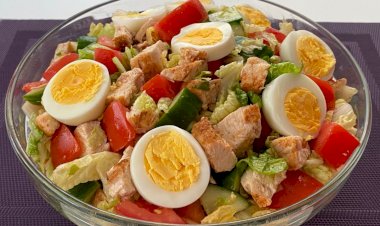 Вкусный, сытный и изысканный салат, который можно готовить каждый день