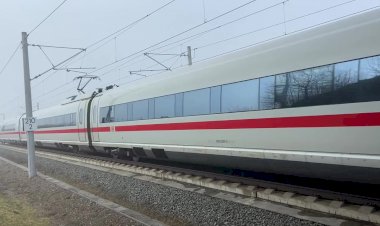 Встречные Сапсаны ICE 3, на огромнейшее скорости