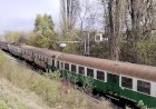 На пути к забвению. Старые поезда везут на слом