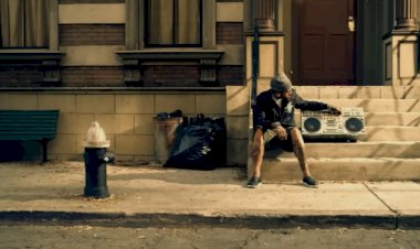 Gym Class Heroes - Stereo Hearts ft. Adam Levine