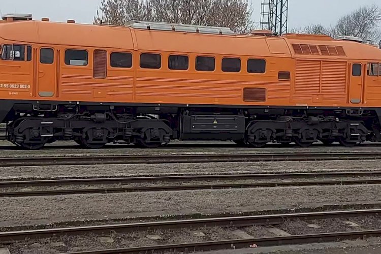 Апельсиновый тепловоз М62, Звук холостого хода дизеля