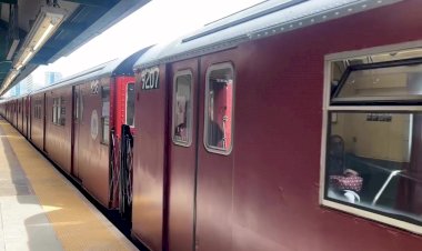 Метро Нью-Йорка, Поезд «Редберд» на параде транспорта