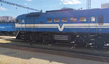 Тепловоз M62-1015 запуск дизеля