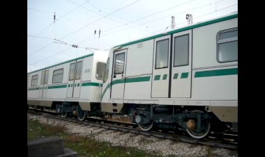 Русичи для Софийского метро едут по ж/д из Москвы, архив 2013 года