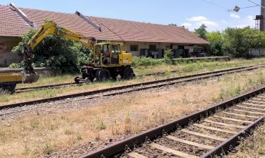 Экскаватор на комбинированном ходу